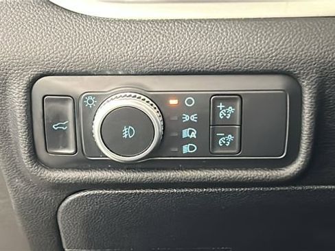 Used 2022 Ford Explorer XLT AWD/4WD image 20
