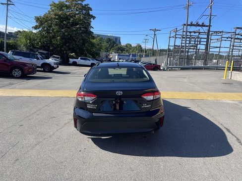 Certified 2024 Toyota Corolla LE AWD/4WD image 4