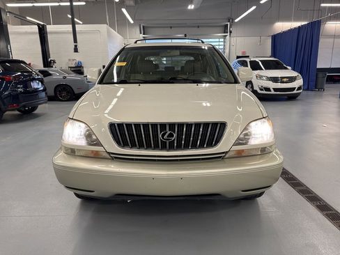 Used 1999 Lexus RX 300 4WD image 10