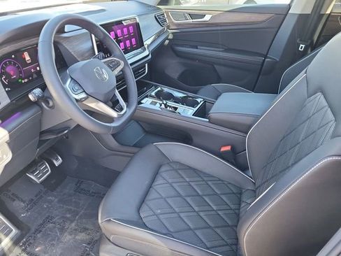 New 2026 Volkswagen Atlas SEL Premium R-Line AWD/4WD image 11