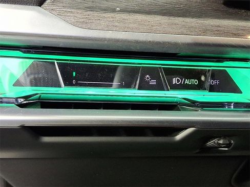 Used 2023 BMW 760i xDrive 760i xDrive image 28