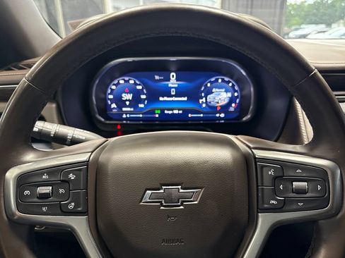 Used 2023 Chevrolet Tahoe Z71 w/ Luxury Package AWD/4WD image 31