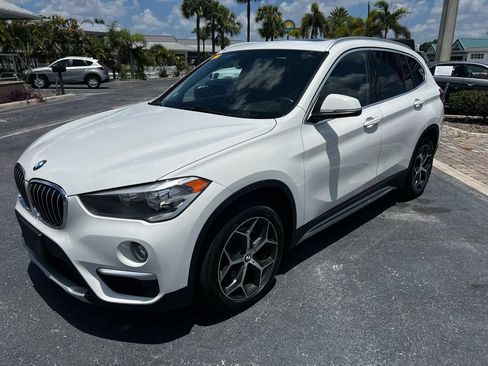 Used 2018 BMW X1 xDrive28i AWD/4WD image 2