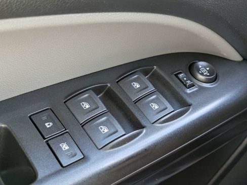 Used 2020 Chevrolet Colorado W/T w/ WT Convenience Package AWD/4WD image 24
