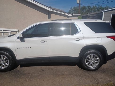 Used 2018 Chevrolet Traverse LT AWD/4WD image 8