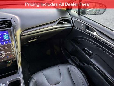 Used 2019 Ford Fusion Titanium FWD image 16
