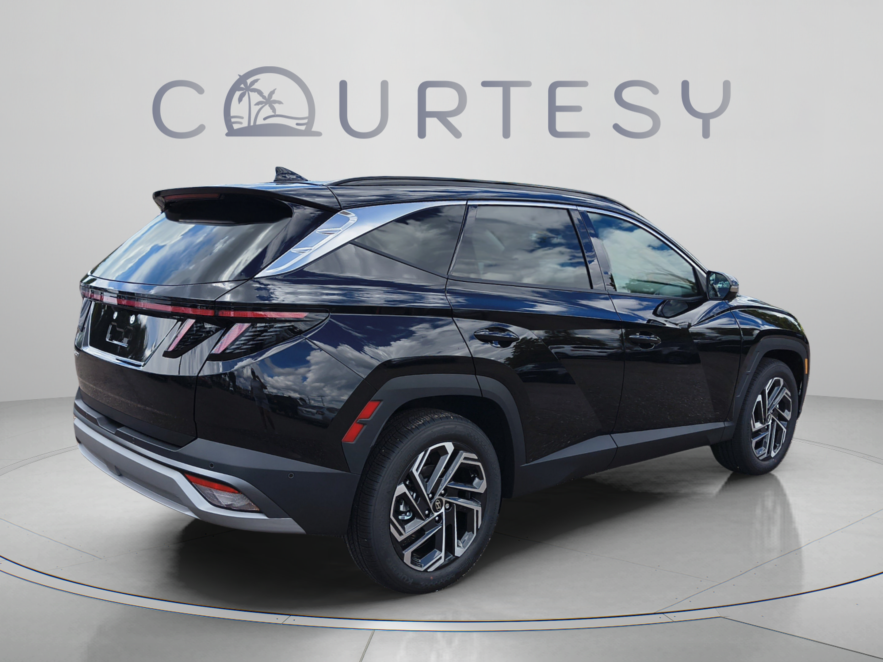 New 2026 Hyundai Tucson Limited FWD image 5