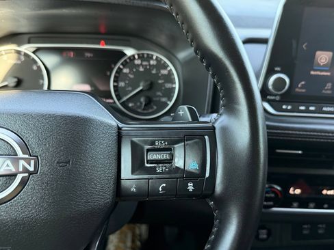 Used 2026 Nissan Rogue SV FWD image 40