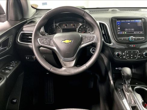 Used 2022 Chevrolet Equinox LT image 17