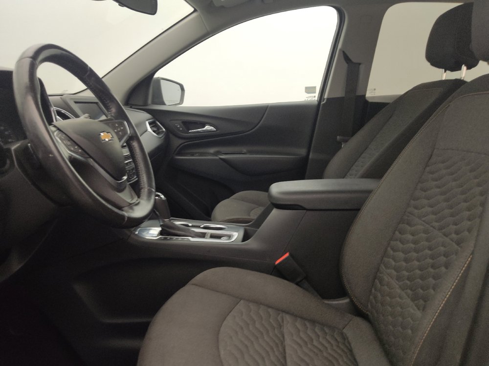 Used 2021 Chevrolet Equinox LT FWD image 17