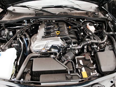 New 2026 MAZDA MX-5 Miata Club w/ Interior Package RWD image 25