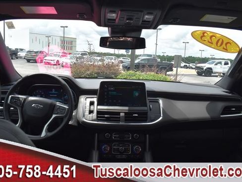 Certified 2023 Chevrolet Tahoe Z71 w/ Luxury Package AWD/4WD image 3