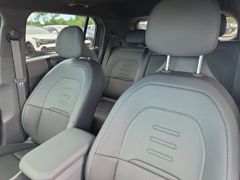 New 2027 Kia EV3 Wind FWD image 20