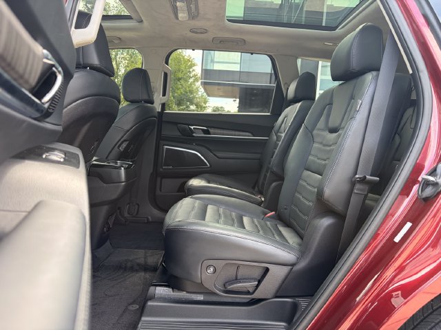 Certified 2024 Kia Telluride SX Prestige AWD/4WD image 12
