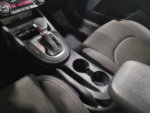 Used 2019 Kia Forte LXS FWD image 26