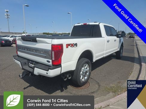 Used 2022 Ford F350 Platinum AWD/4WD image 7