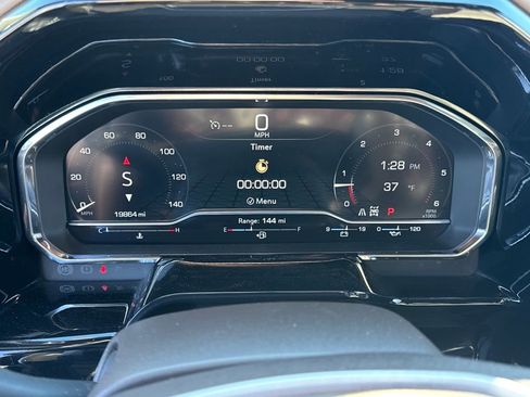 Used 2024 GMC Sierra 1500 SLT w/ SLT Premium Plus Package image 21