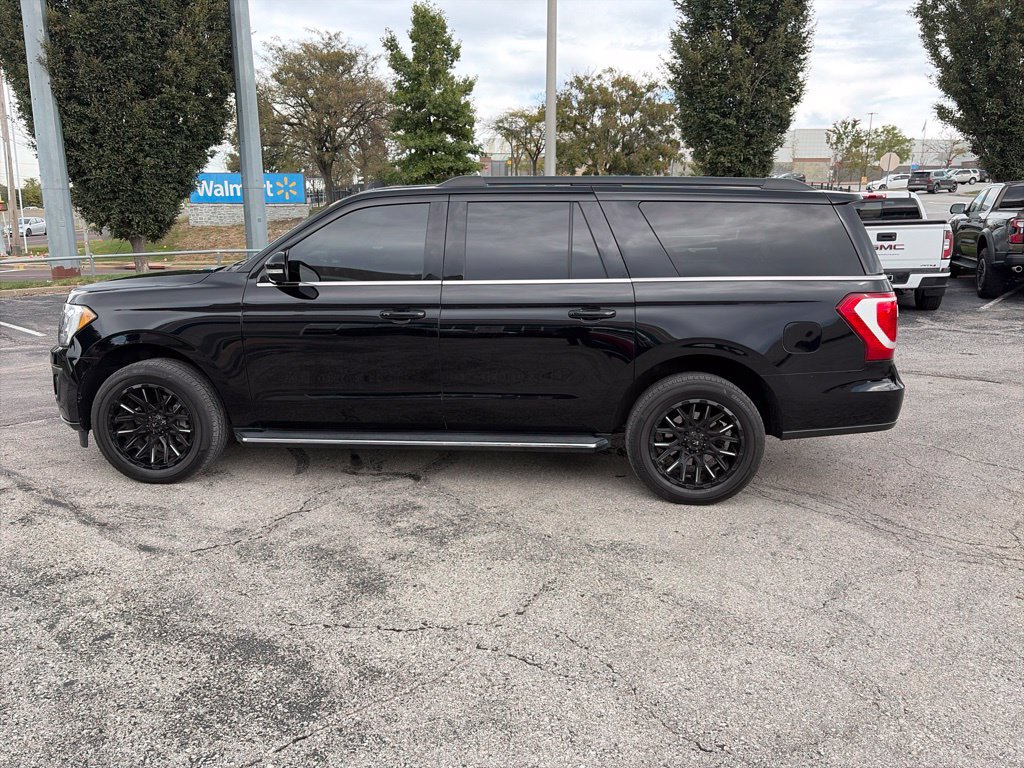 Used 2019 Ford Expedition Max XLT w/ Equipment Group 202A AWD/4WD image 8