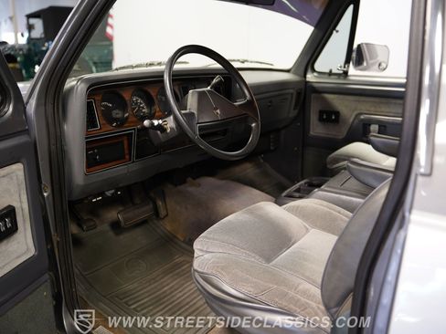Used 1990 Dodge Ramcharger 2WD image 4