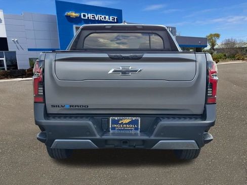Used 2026 Chevrolet Silverado EV Trail Boss AWD/4WD image 25
