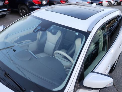 Used 2010 Volvo XC60 T6 image 22