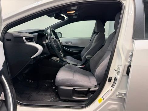 Used 2020 Toyota Corolla SE FWD image 13