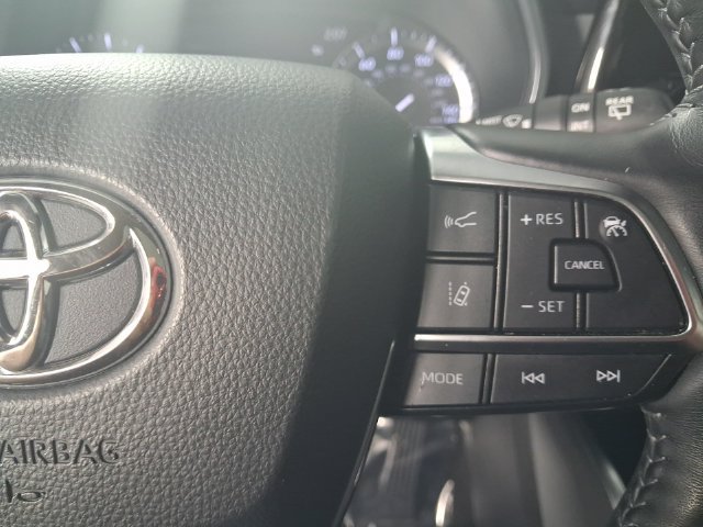Used 2020 Toyota Highlander Limited AWD/4WD image 13