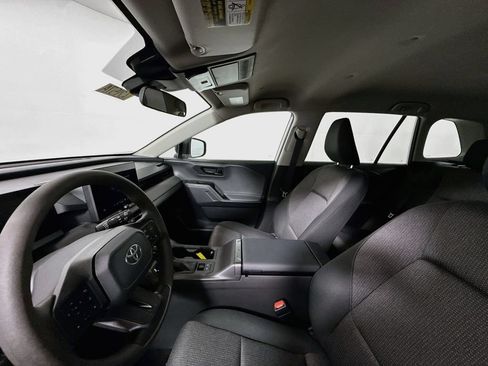Used 2026 Toyota RAV4 LE FWD image 20