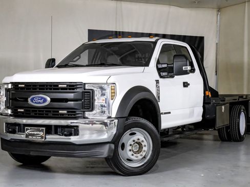 Used 2019 Ford F550 4x4 SuperCab Super Duty image 4