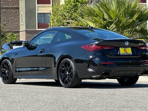 New 2026 BMW M440i Coupe RWD image 5