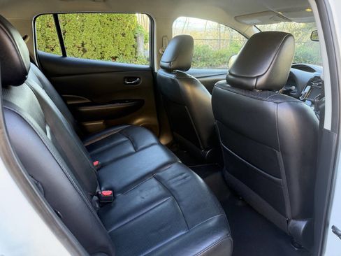 Used 2016 Nissan Leaf SL w/ Premium Package image 27