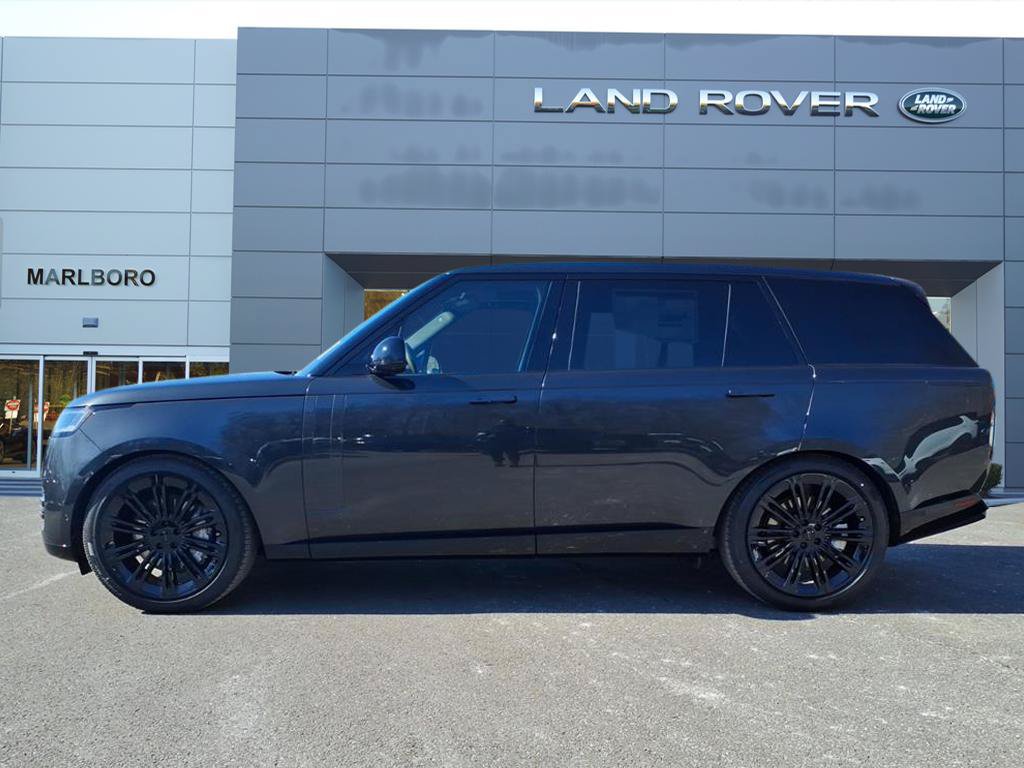 New 2026 Land Rover Range Rover Long Wheelbase SE AWD/4WD image 6