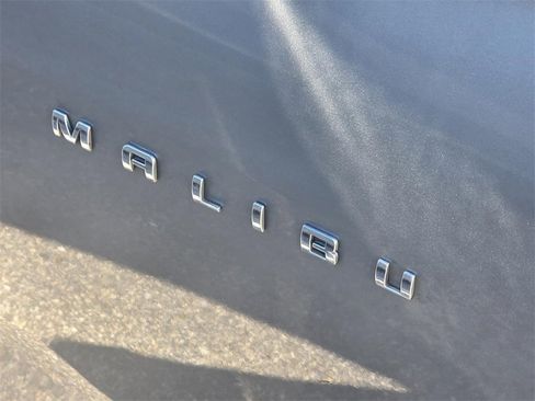 Used 2024 Chevrolet Malibu LT image 11