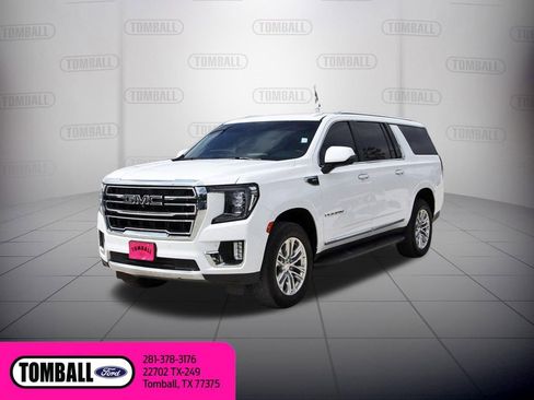 Used 2024 GMC Yukon XL SLT w/ SLT Luxury Package image 3
