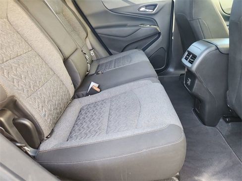 Used 2022 Chevrolet Equinox LT image 26