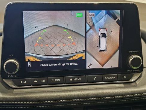 Used 2021 Nissan Rogue SV w/ Premium Package image 19