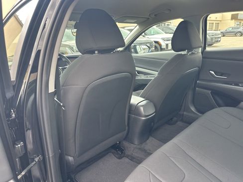 Used 2023 Hyundai Elantra SEL w/ Convenience Package FWD image 15