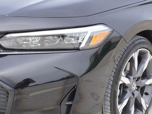 Used 2026 Honda Civic Sport Touring image 2