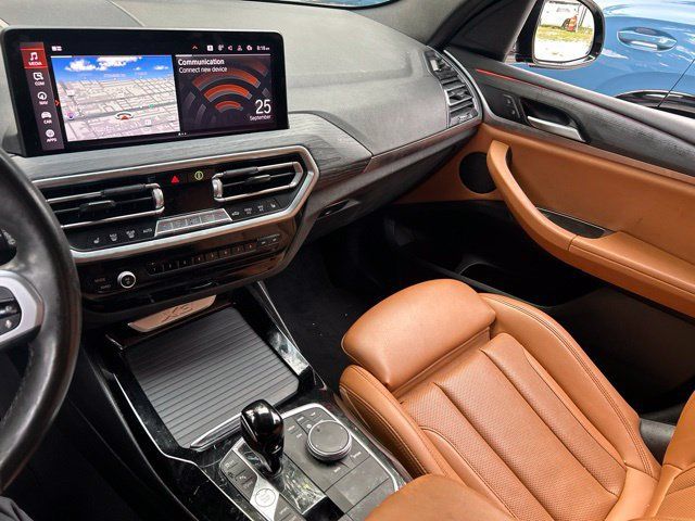 Used 2022 BMW X3 xDrive30i w/ M Sport Package 2 AWD/4WD image 11