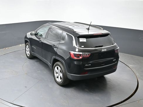 Used 2020 Jeep Compass Latitude AWD/4WD image 19