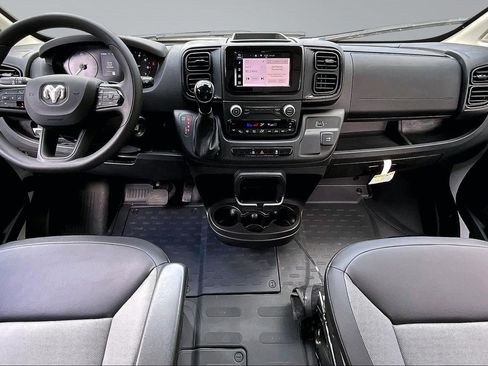 Used 2025 RAM ProMaster 2500 w/ Convenience Group FWD image 16