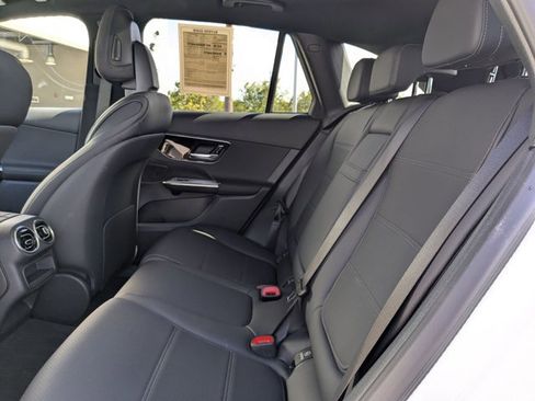 Used 2026 Mercedes-Benz GLC 300 4MATIC image 20