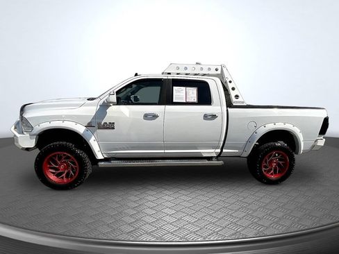 Used 2015 RAM 2500 Laramie w/ Convenience Group AWD/4WD image 8