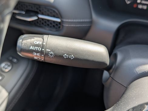 Used 2024 Honda HR-V EX-L image 27