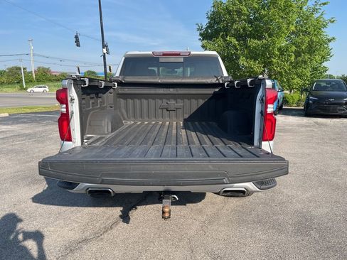 Used 2022 Chevrolet Silverado 1500 RST w/ Redline Edition AWD/4WD image 12