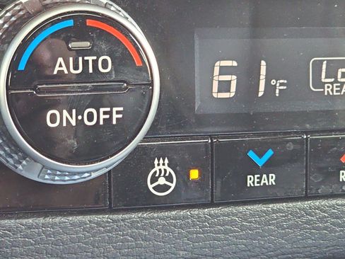 Used 2022 Mitsubishi Outlander SEL FWD image 26