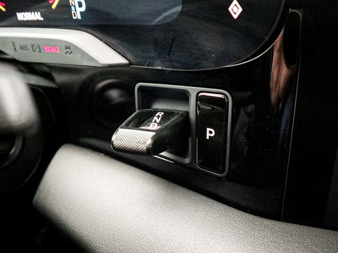 Used 2023 Porsche Taycan 4S image 26