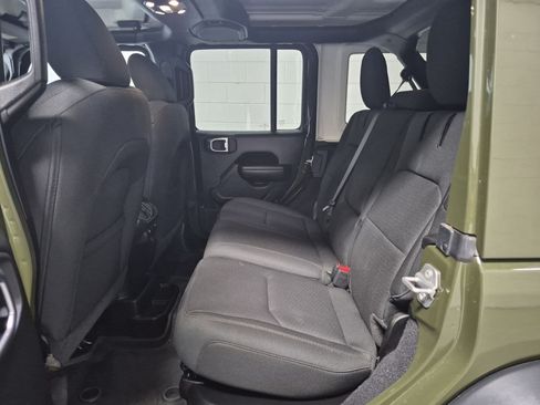 Used 2023 Jeep Wrangler Unlimited AWD/4WD image 29