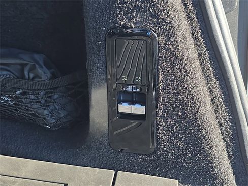 Certified 2023 Land Rover Range Rover Sport SE Dynamic image 17