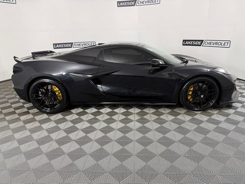 Used 2024 Chevrolet Corvette Z06 w/ Stealth Interior Trim Package image 8